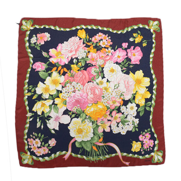 Foulard-di-seta-tema-floreale-Floral-theme-silk-scarves_NORMAL_894
