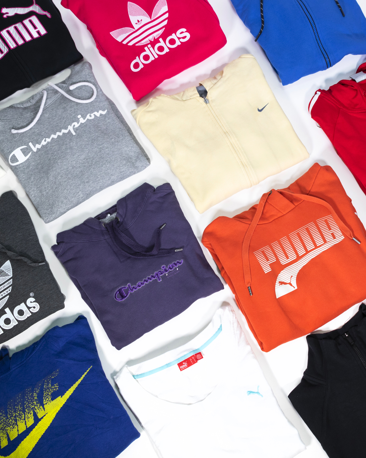 Sport branded sweatshirts - BOX 20KG